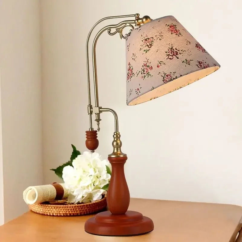 

French Retro Table lamp Creativity Personalized Hotel living room office decorative desk lamp Study Bedroom Reading Desk Light