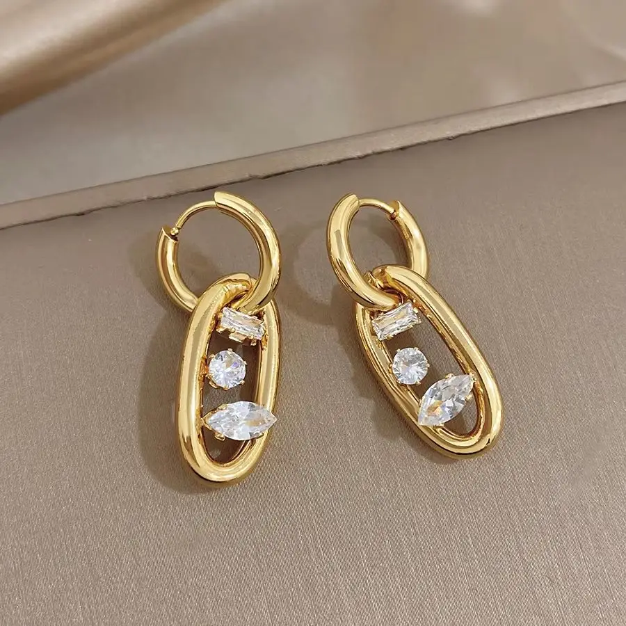 Glänzende 18K Vergoldete Edelstahl-Creolen für Damen, Geometrische Zirkon-Kreisohrringe, Party-Schmuck Geschenke
