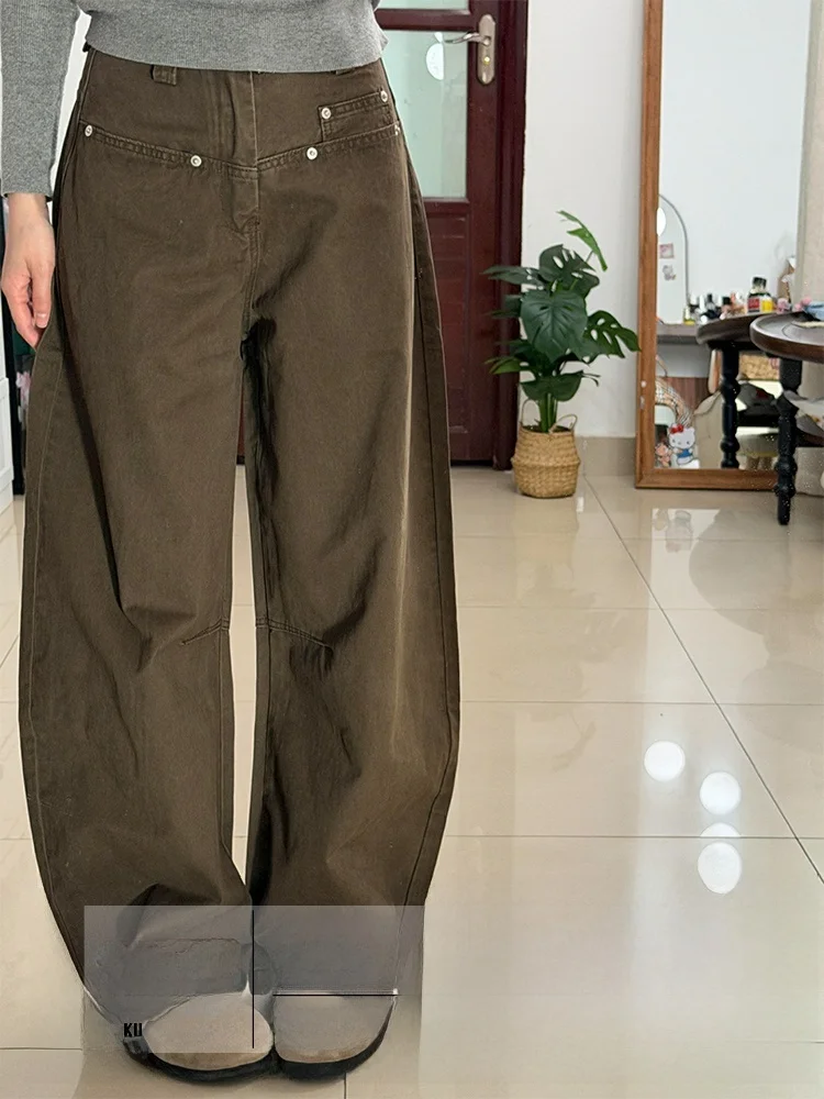 

Джинсы женские больших размеров в американском ретро-стиле, осенне-зимние, кофейного цвета, с драпировкой, широкие брюки, утягивающие, для повседневной носки, с высокой талией