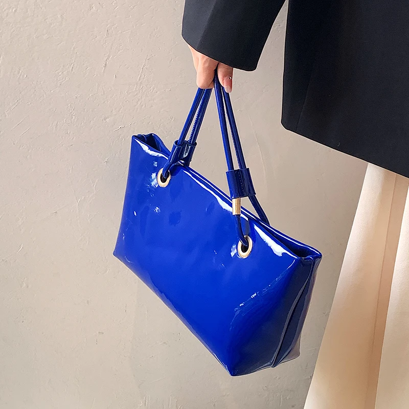 Popular Lacquer Leather Bag For Women 2023 New Fashion Versatile Bright Face Fashion Shoulder Bag Female Party Underarm Bag