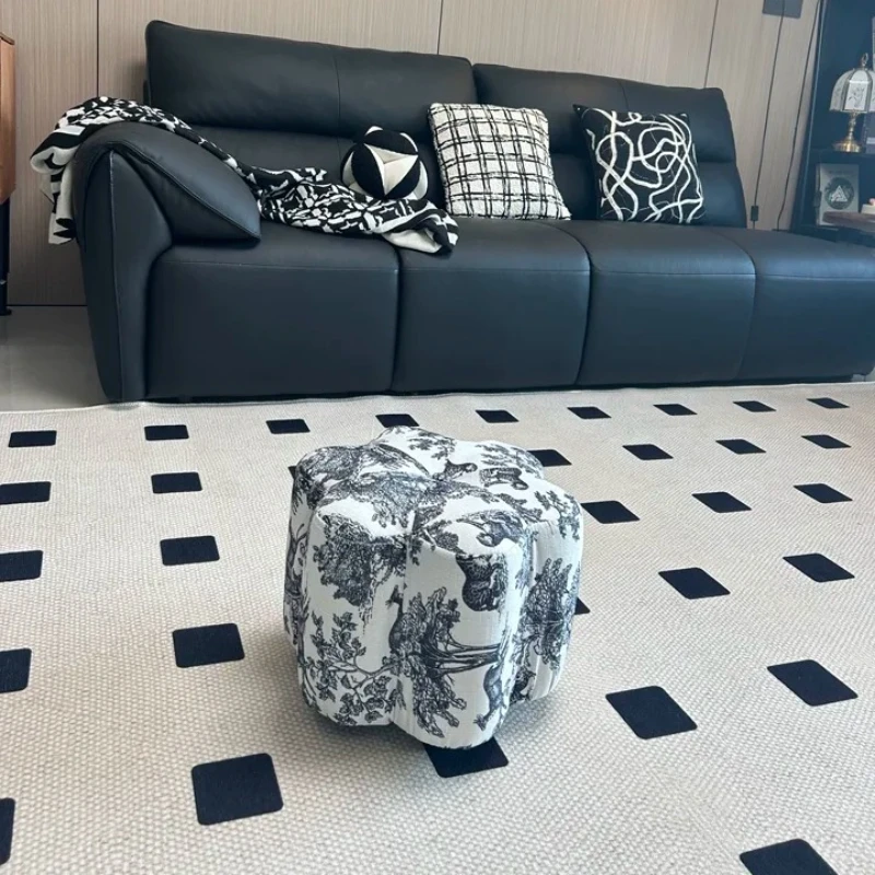 Velvet Swivel Stool with Wheels Round Pouf Ottoman Petal-shaped Stool Living Room Stylish Compact Footstool