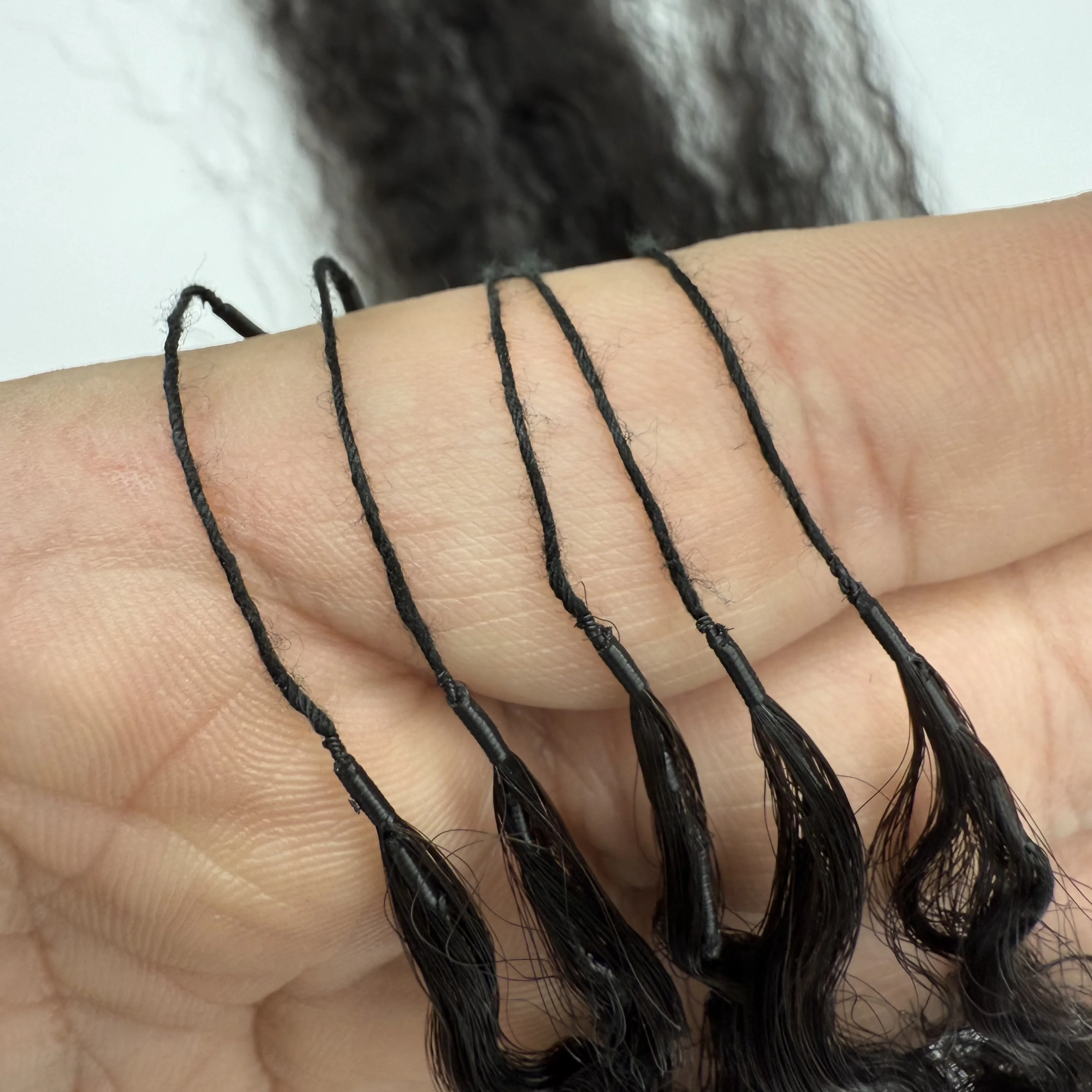 곱슬거리는 생머리 크로셰 뜨개질 무매듭 프리 세퍼레이티드 크로셰 헤어 익스텐션 깃털 헤어 라인 100% 생머리 브레이딩용