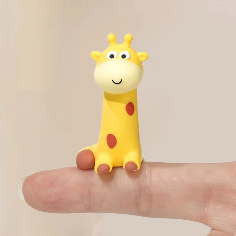 Rubber Giraffe Ornament Groove Cartoon Giraffe Figurines Pasted Giraffe Model Computer Decor  Car Decoration Office