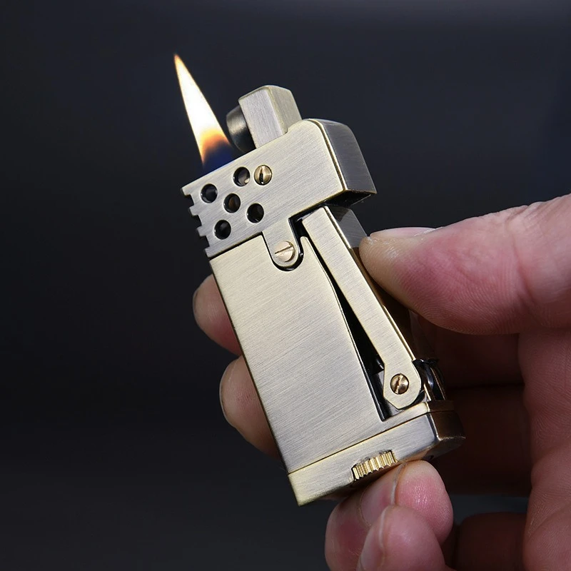

Vintage Metal Oil Lighter Retro Mechanical Ignition Cigarette Lighter Windproof Torch Lighters Smoking Men's Gift