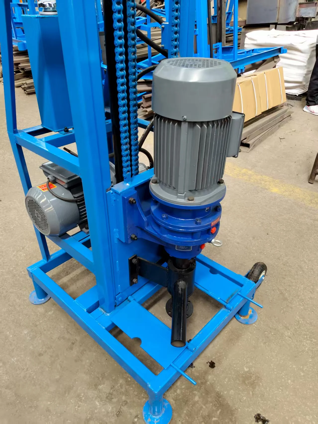 ماكينة حفر كهربائية منزلية صغيرة مخصصة 100 متر جهاز حفر محمول خاص بهندسة الآبار الضحلة