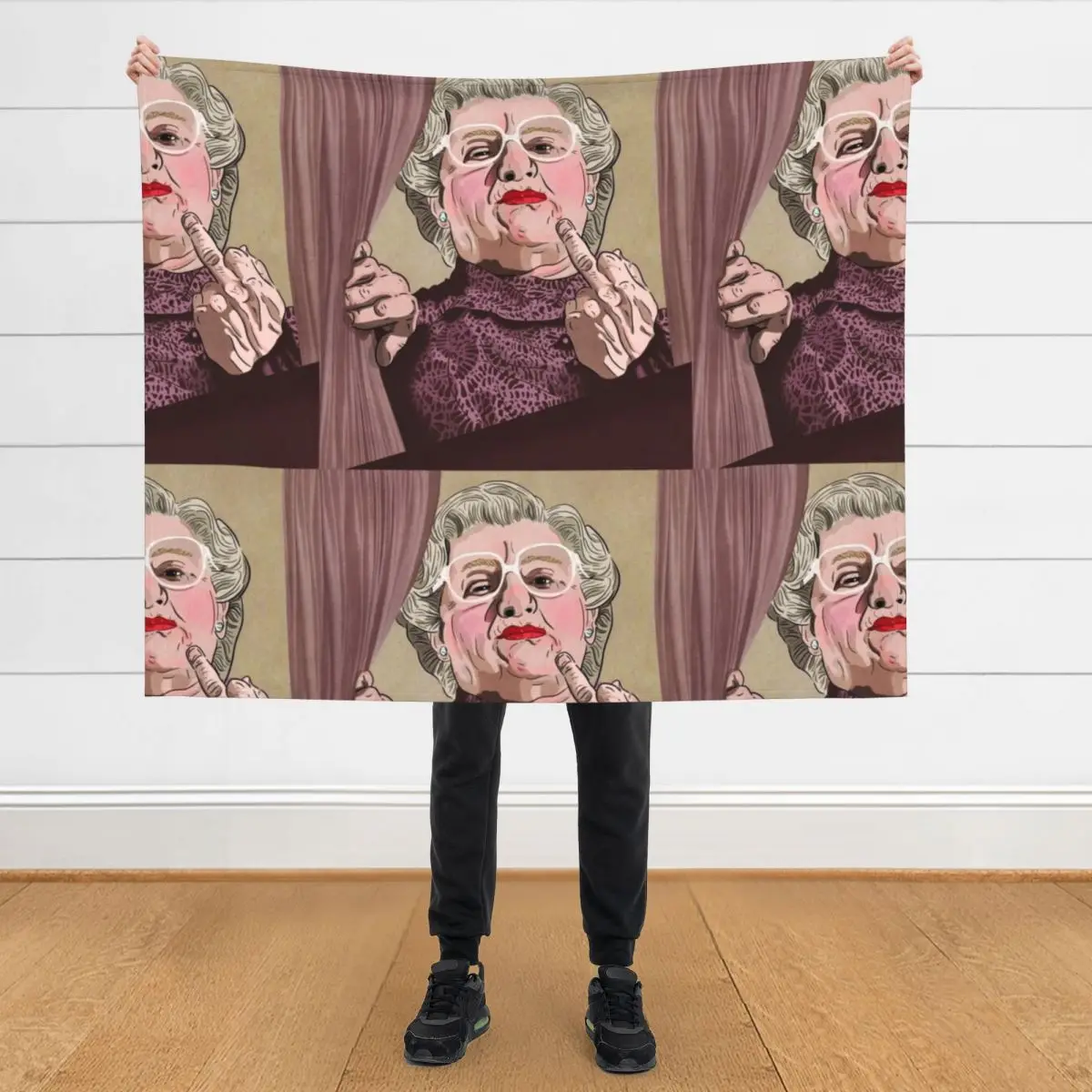 Миссис Дуттфей, средний палец - Иллюстрация - Робин Уильямс - Пленочное одеяло, большое декоративное одеяло для диванов, манга Миссис Дуттфей, средний палец - Иллюстрация - Робин Уильямс - Пленочное одеяло, большое декоративное одеяло для диванов, манга