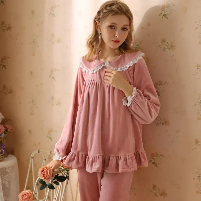 Autumn Winter Velvet Loungewear Sweet Lace Pajamas Women Velour Tops Pants Two Piece Sets Princess Sleepwear Flannel Nightwear