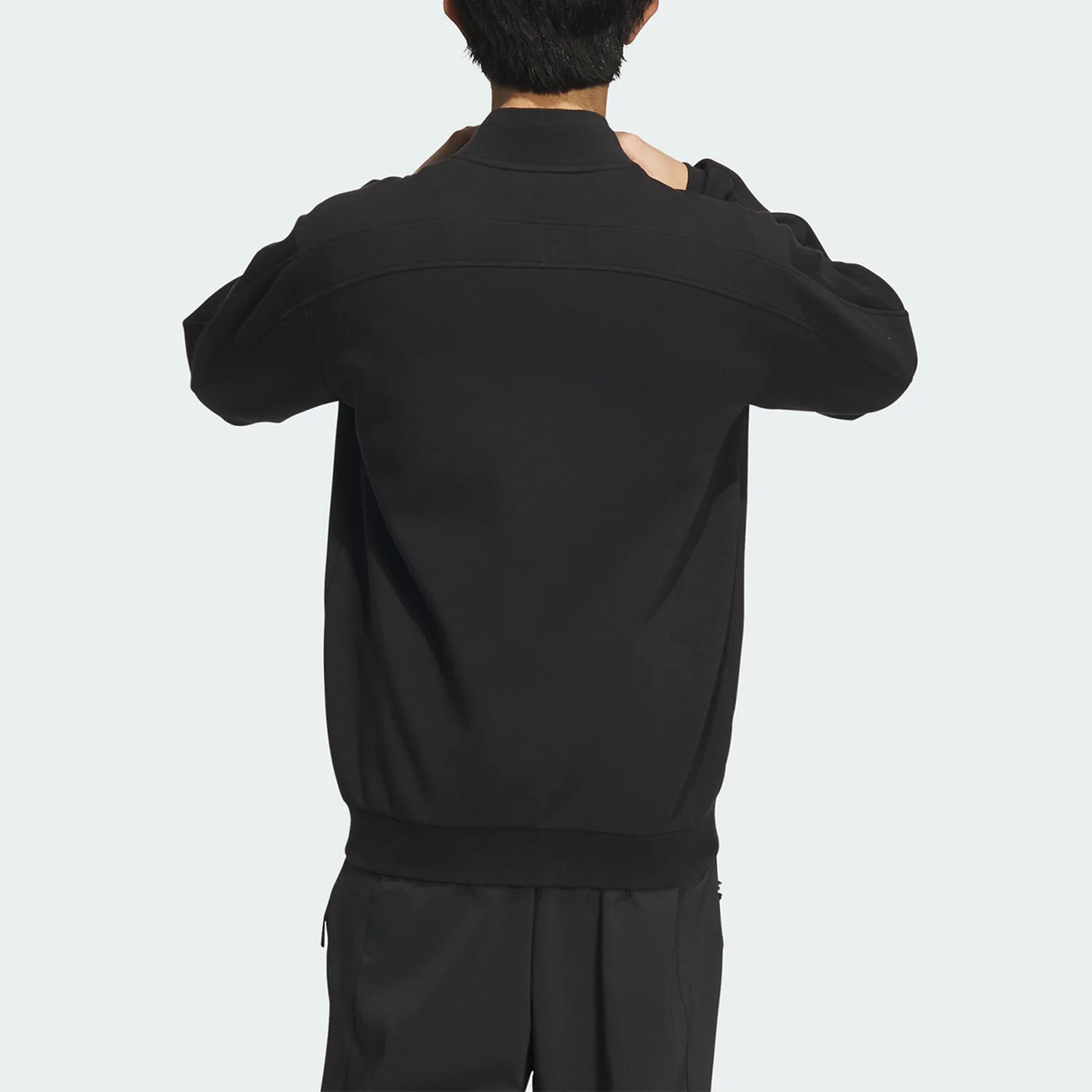 อาดิดาสของแท้ 2023 ใหม่ผู้ชายกีฬาแฟชั่นลำลองแจ็คเก็ต IP4917