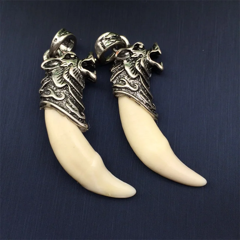 Mai Chuang/ Hand Carved/ Antique Silver Inlaid Boar Tooth Wolf  Tooth Necklace Pendant Fashion Jewelry Men and Women Couple Gift