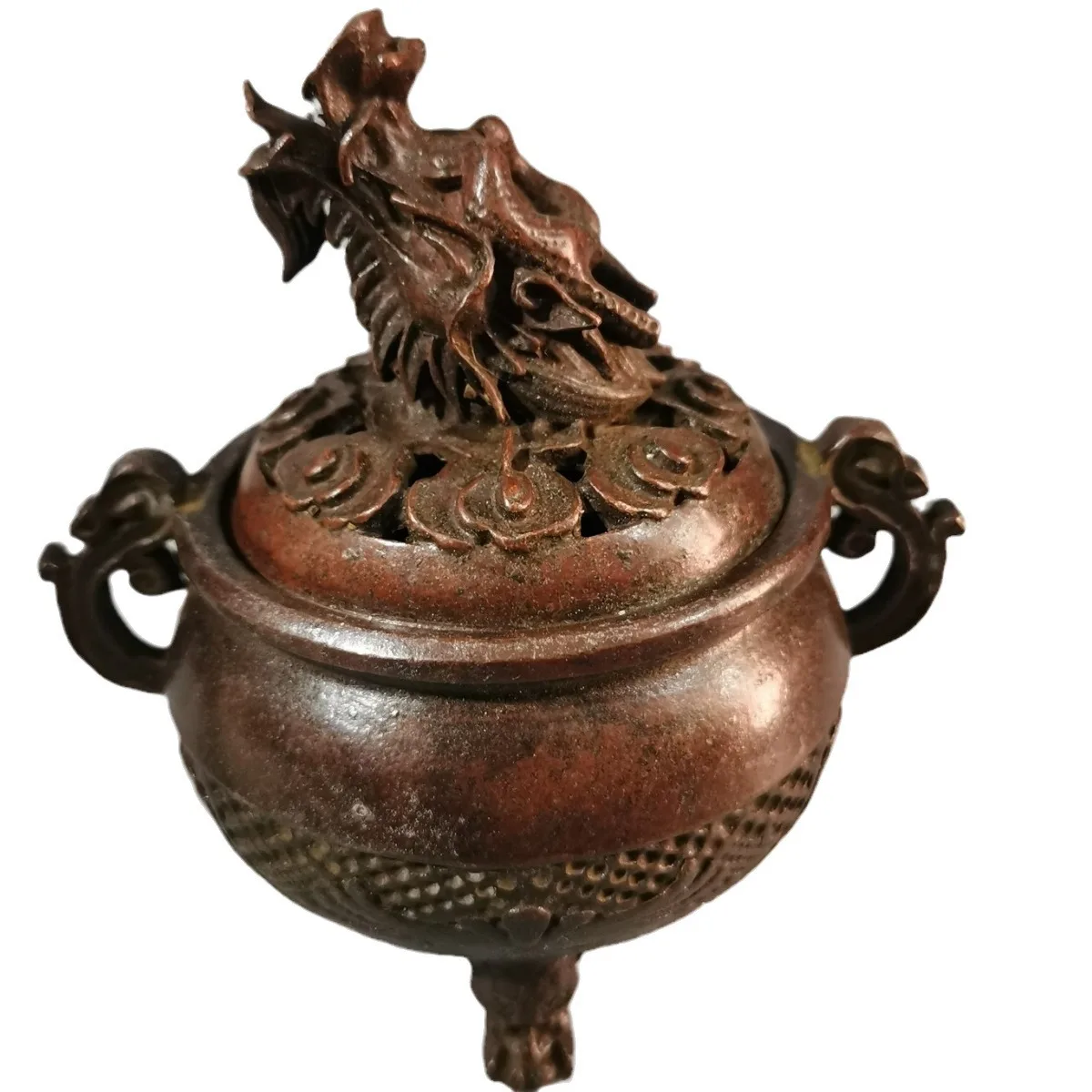 

Treasure the auspicious beast three-legged tripod supreme emperor head furnace ornament ancient copper Taoist alchemy furnace