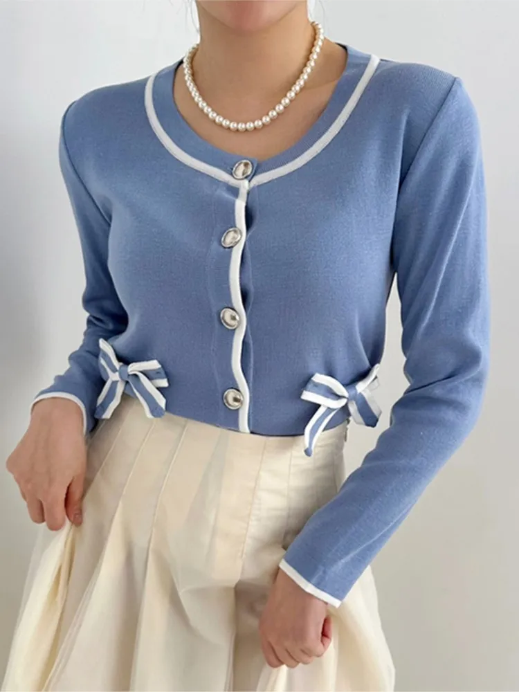 محبوك الخريف الوردي سترة المرأة القوس الحلو مخطط طباعة موديس السيدات عادية اقتصاص بالأزرار الكورية نمط امرأة سترة القمم