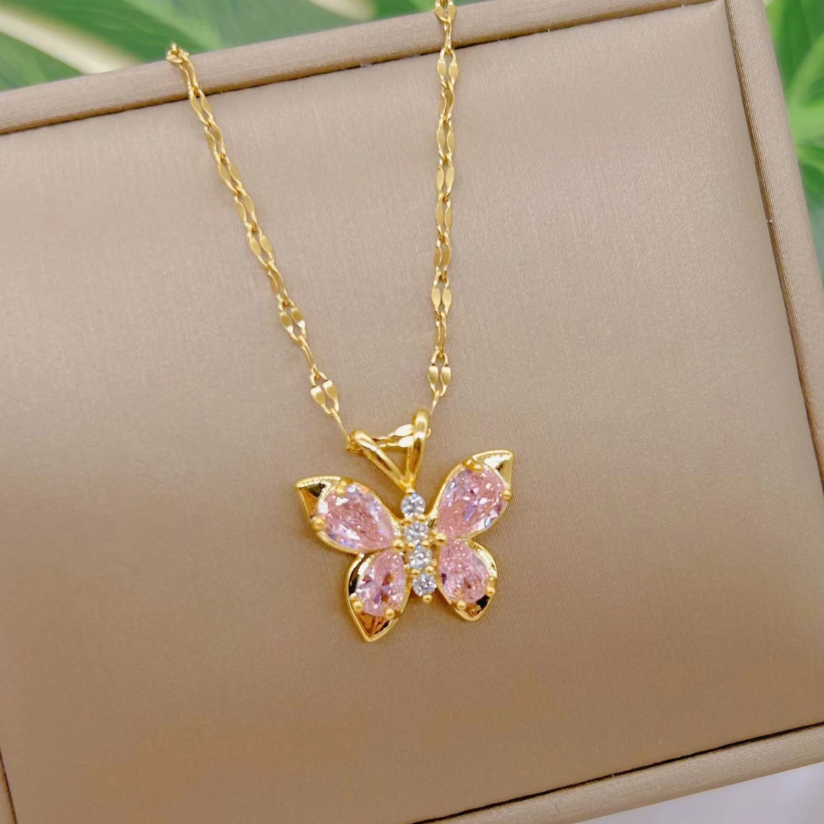 Elegant Pink Zircon Butterfly Necklace Women's Fashionable High-End Pendant Light Luxury Stainless Steel Collarbone Jewelry