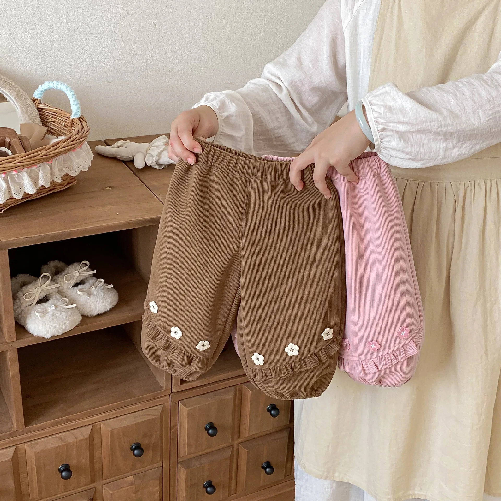 

Floral Embroidery Ruffle Trim Wide Leg Trousers Korean Style Girls Fleece Cute Winter Warm Pants