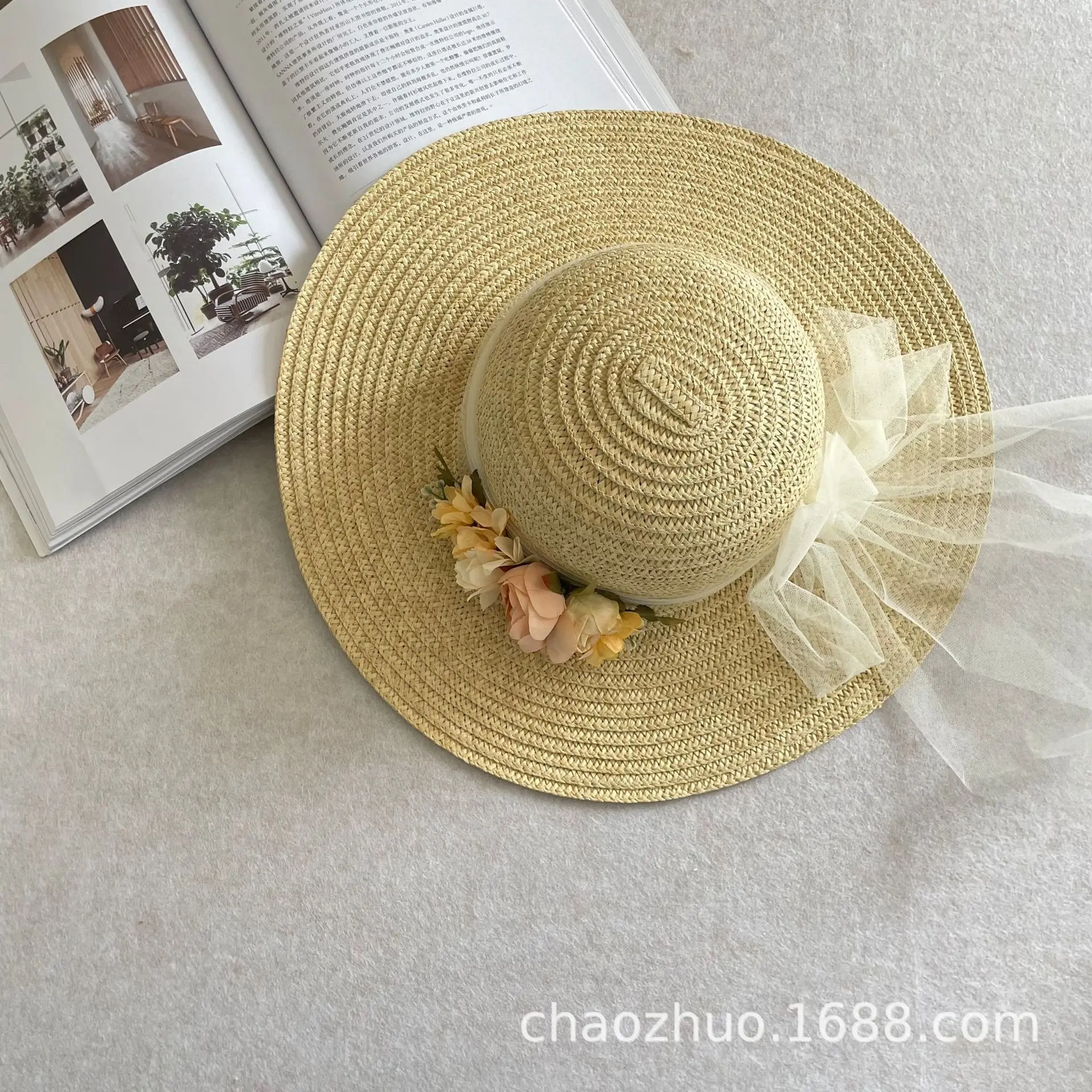 Summer beach fashion straw hat flower decoration sunshade sunblock with bag cute and gentle