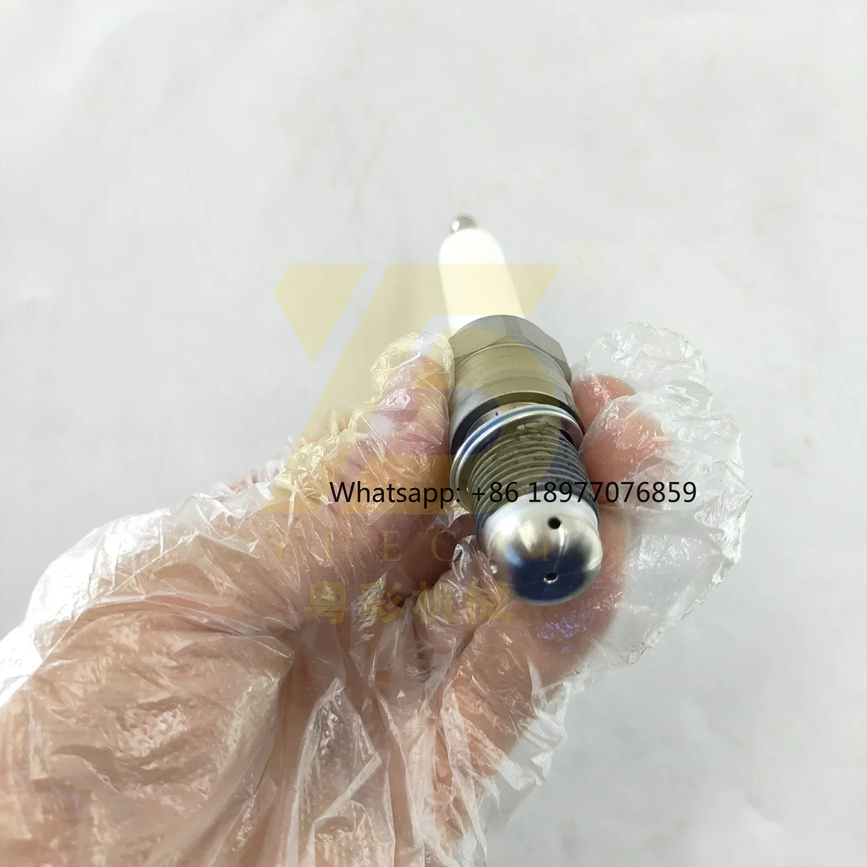 YUE CAI Construction Machinery Spare Parts Spark Plug 602-7619 6027619 617-1274 430-4521 6171274 4304521