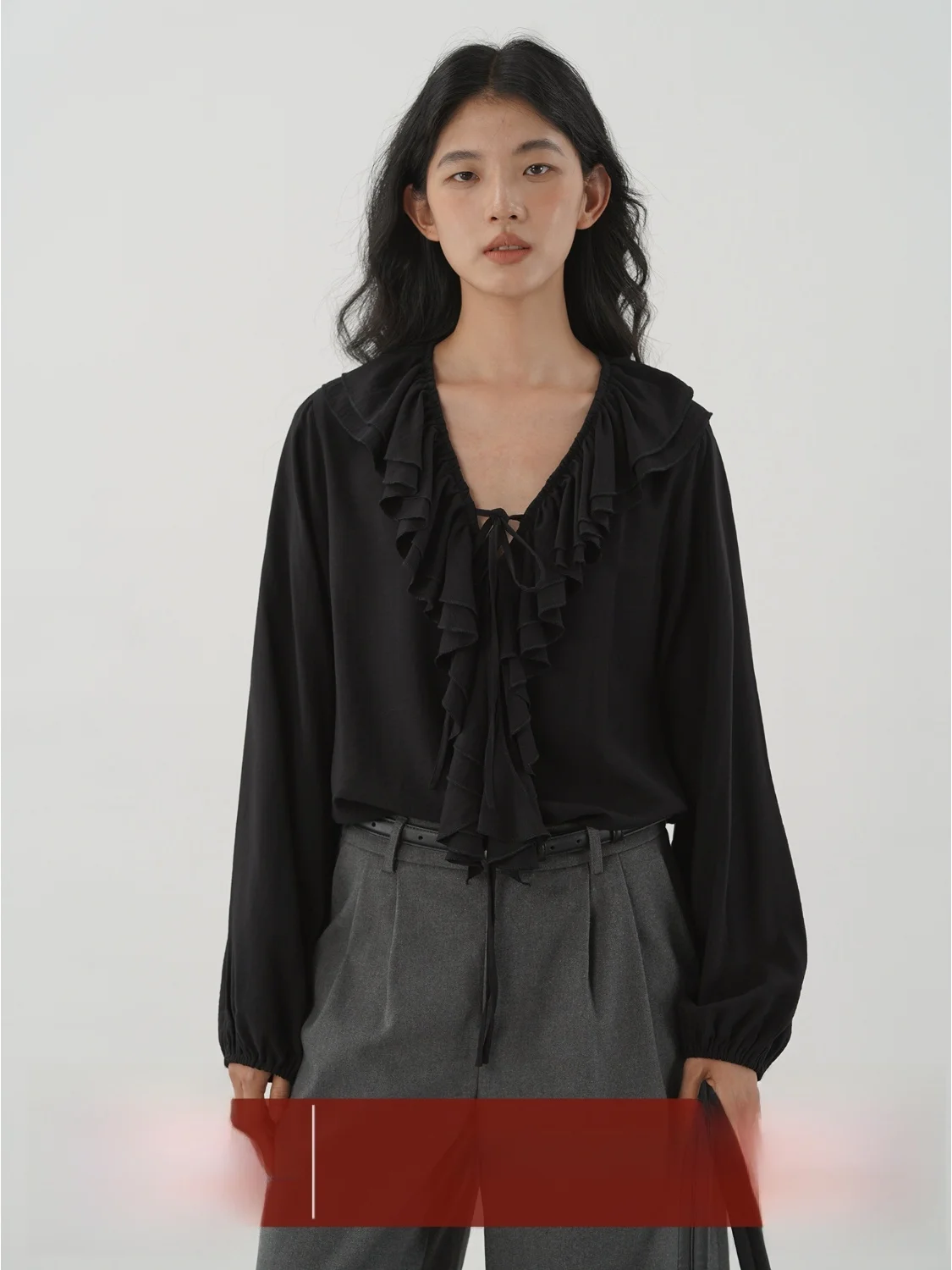 

EIGHTHMONTH Women's Loose Lantern Sve irt V-ne Tie Waist Early Autumn Bla Top Comfortable Breathable Long Sve