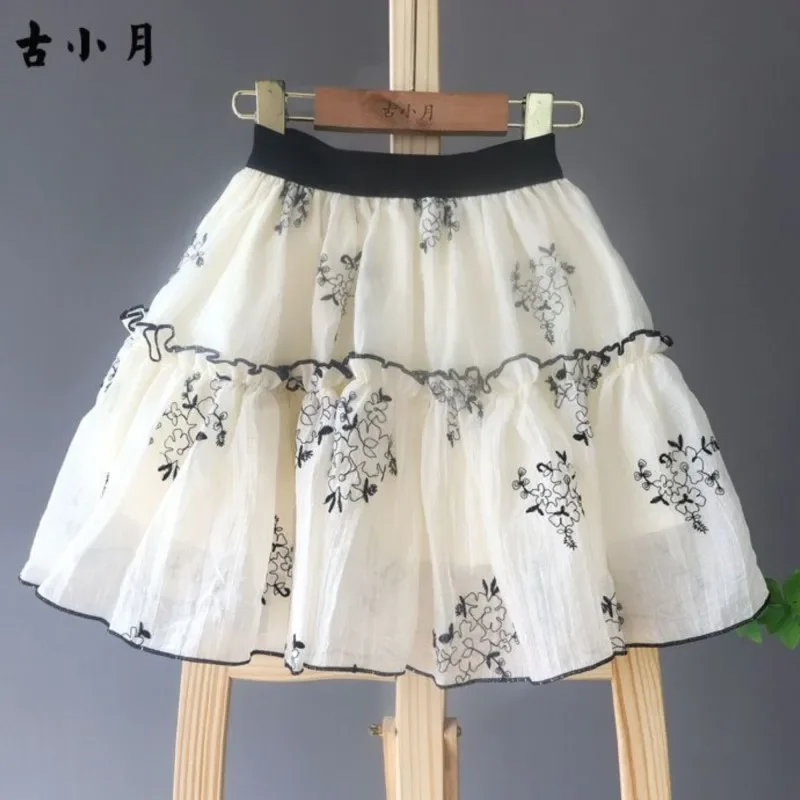 

2024 Fashion Baby Girls Embroidery Flowers Shirts Elegant Girl Kids Spring Summer Clothing Brithday Princess Cake Skirt Clothes