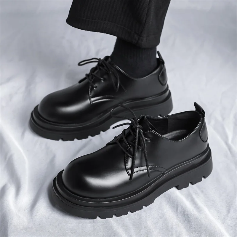 

2025 Leather Men's Casual Commuter Business Dress Spring New Carbon Black Thick Sole Heightening Niche Derby Shoes