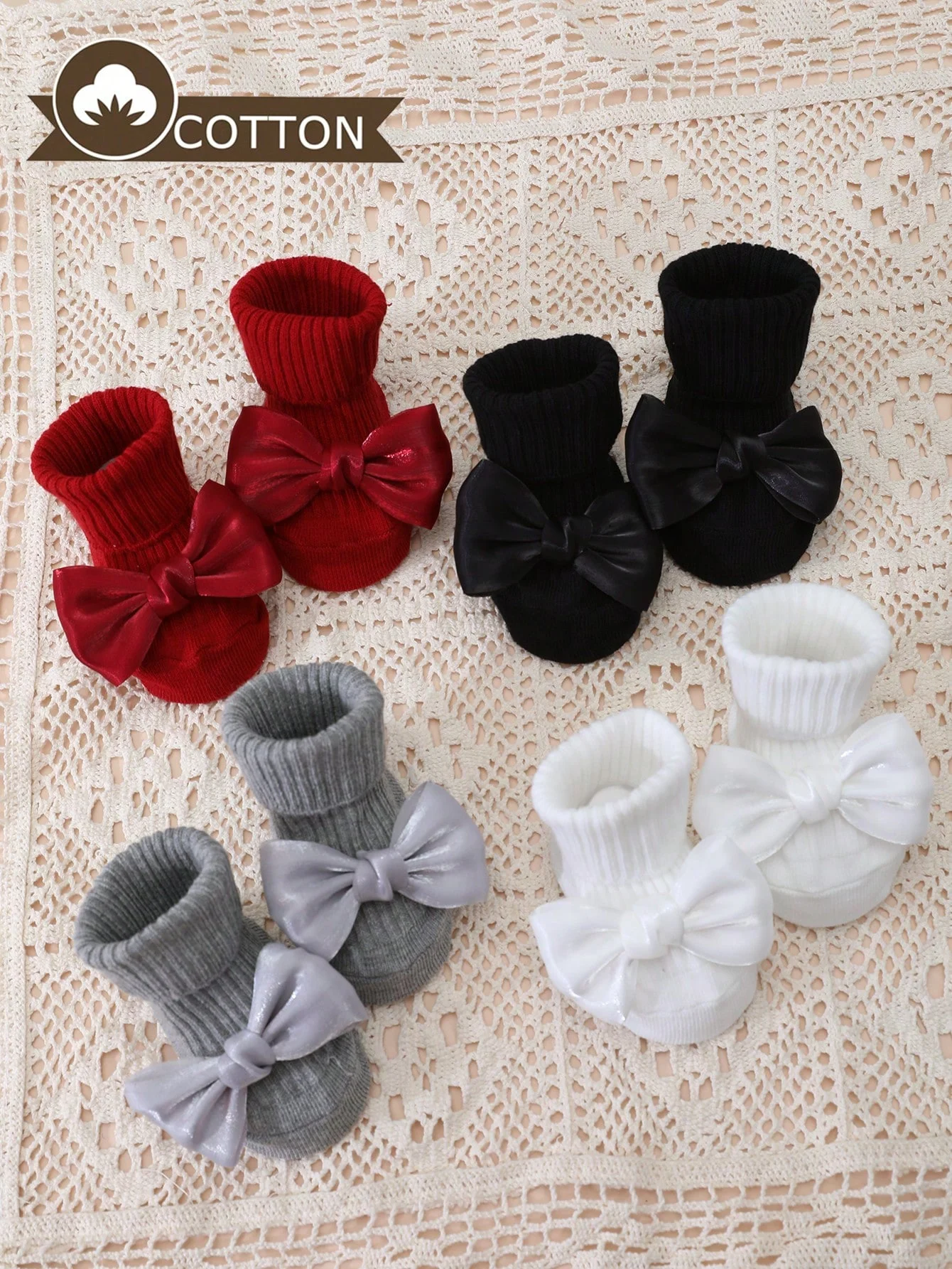 4 Pairs of Baby Girls' Bow-Shaped Decorations Cotton Ankle Socks Suitable for Indoor Floor Wear When Babies Are Learning to Walk