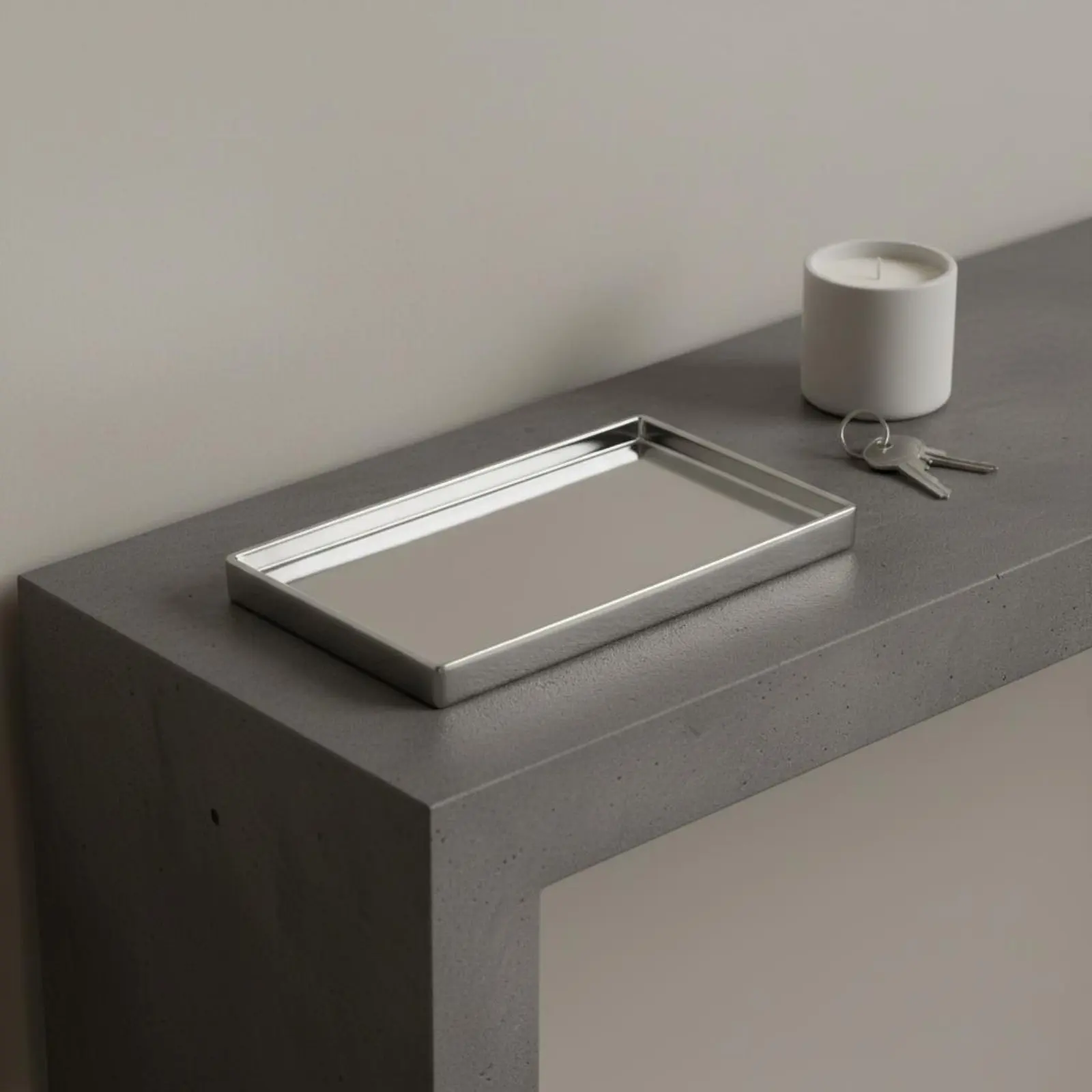 Silver Ceramic Tray Subtle Luxury Nordic Design Storage Plate Ceramic Vanity Tray Sleek Glazed Surface Home Decor Easy to Clean