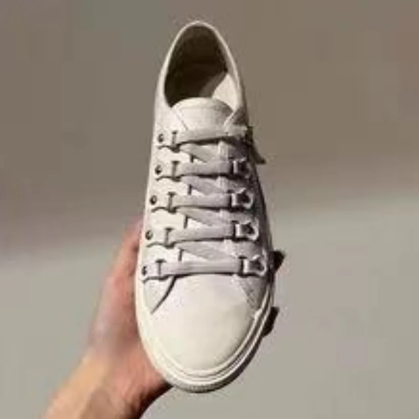 2024 luxury designer women\'s shoes casual sports thick-soled white shoes women\'s fashion canvas shoes