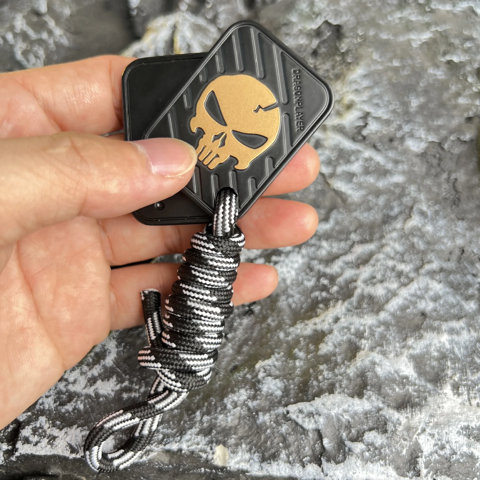 KK Skull Fingertip Gyro Push Slider Fidget Toy Hand Spinner Office Stress Relief EDC Push Poker Push Card Metal ADHD Autism Toys