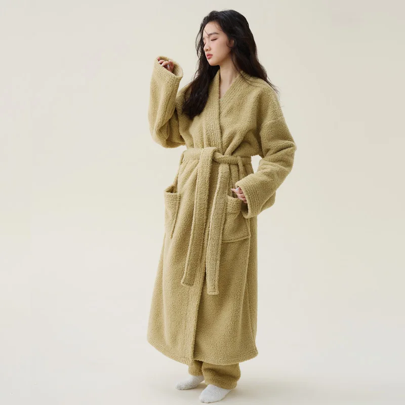 ใหม่ Coral Velvet ชุดนอน Robe ฤดูใบไม้ร่วงที่อบอุ่นและฤดูหนาว Thicken Dressing Gowns สําหรับผู้หญิงเสื้อคลุมอาบน้ําขนแกะร้อนสวมใส่ Robes