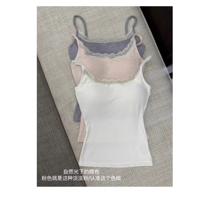 nuovo gilet dolce e piccante, piccole bretelle da donna con protezioni per il petto, camicia con bordo in pizzo, atmosfera, parte superiore sottile all'interno