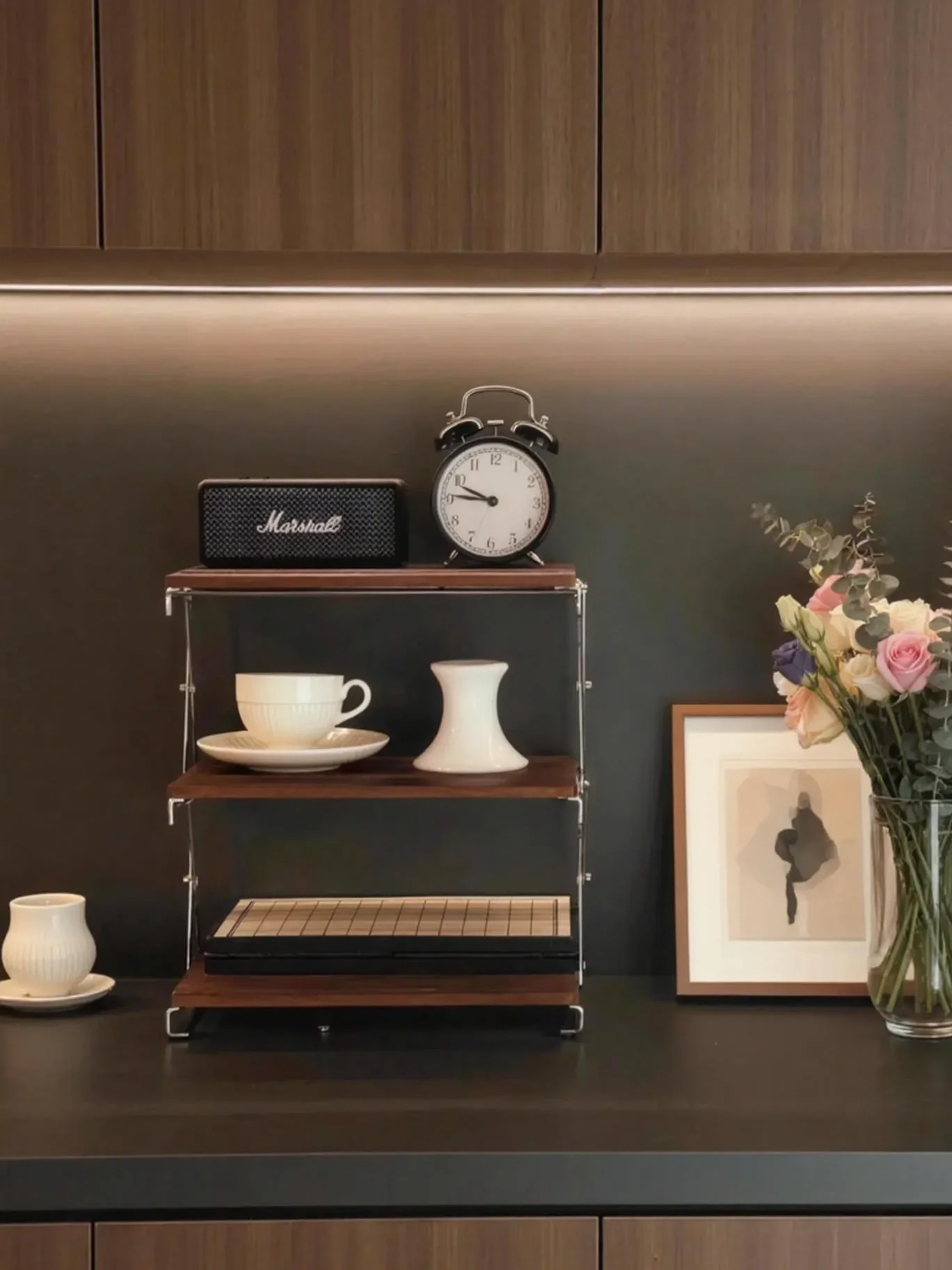 decohub-vintage-multi-level-storage-rack-coffee-brewing-utensils-organizer-wood-desktop-cup-bar-counter-arrangement