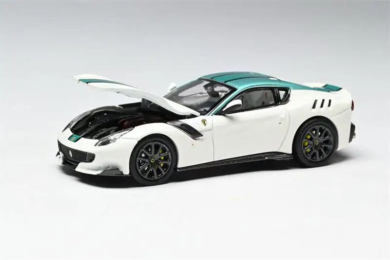 

(Pre-Order) 1:64 F12 TDF Diecast Collector's Vehicle Model Car