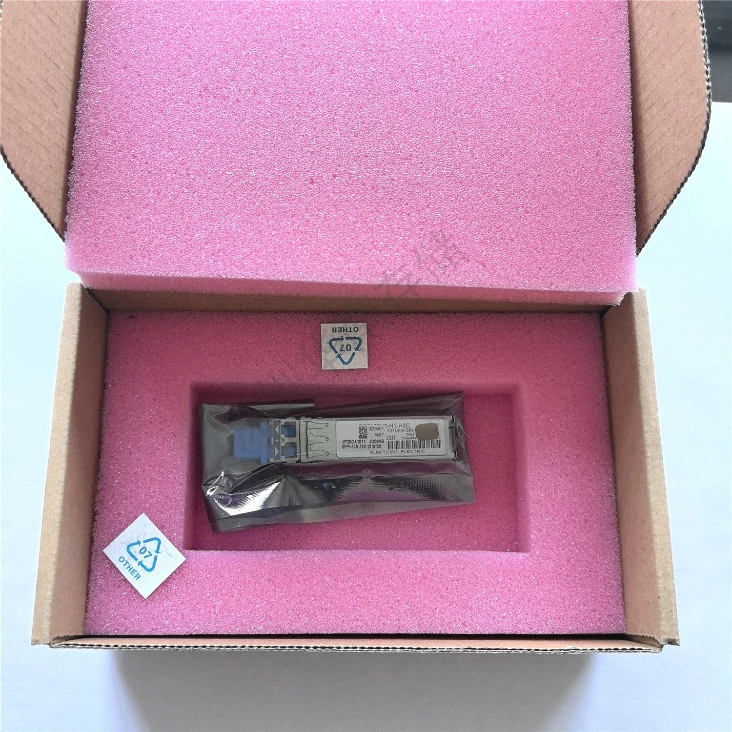 

Для HP JD094B 10 км X130 LR 1310 нм 10G SFP + 10-гигабитный одномодовый оптический модуль