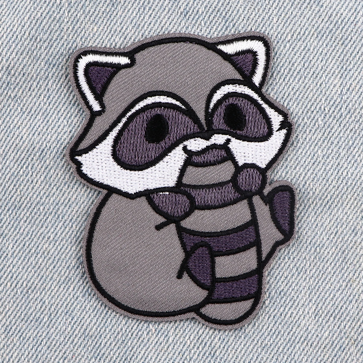 Lovely Raccoon Patch Iron On Patches For Clothing Stickers Embroidered Patches On Jackets DIY Clothes Stripes For Childrens