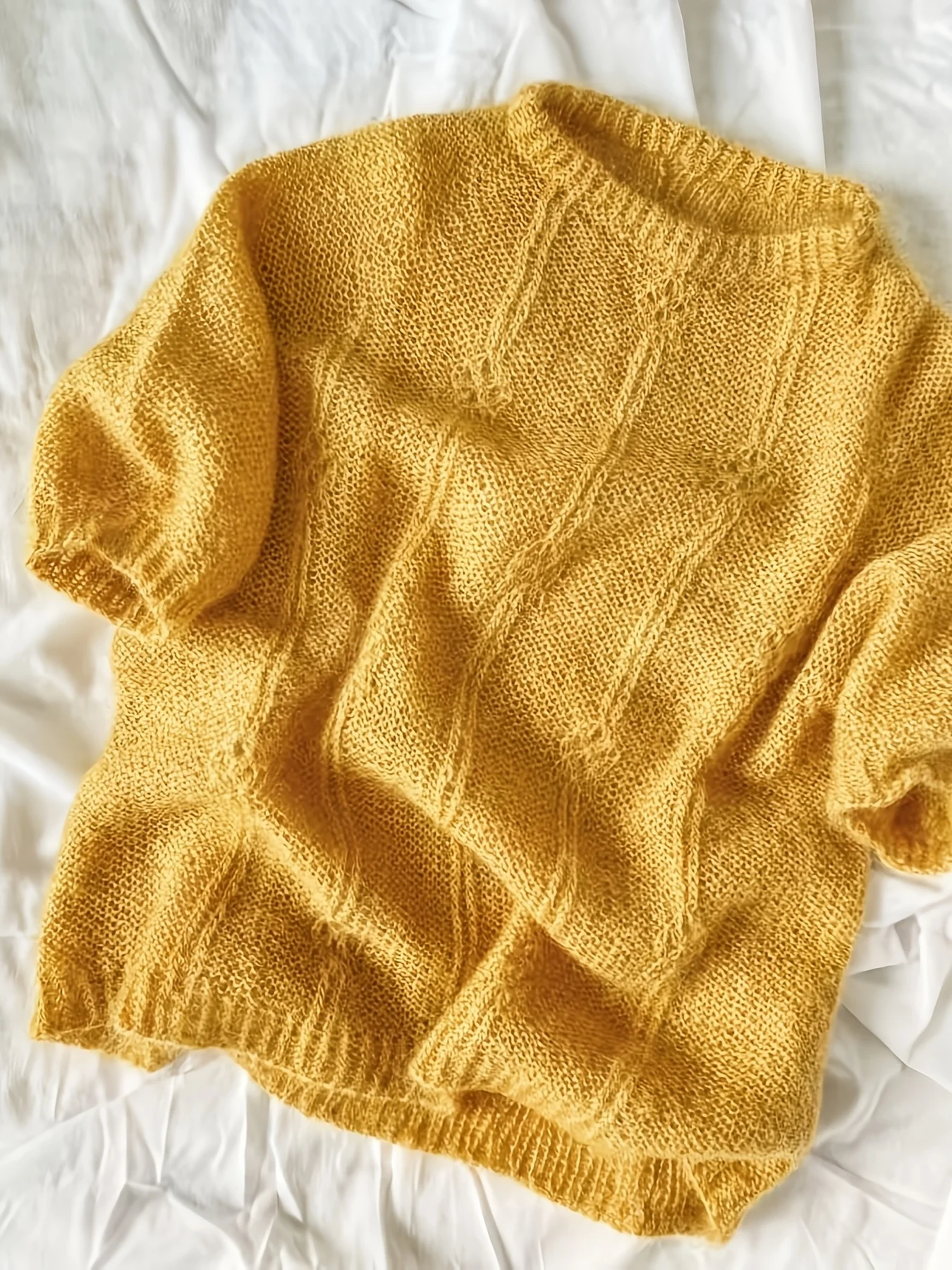 

Soft spring summer yellow short-sleeved knitted sweater simple casual versatile round neck knitted pullover