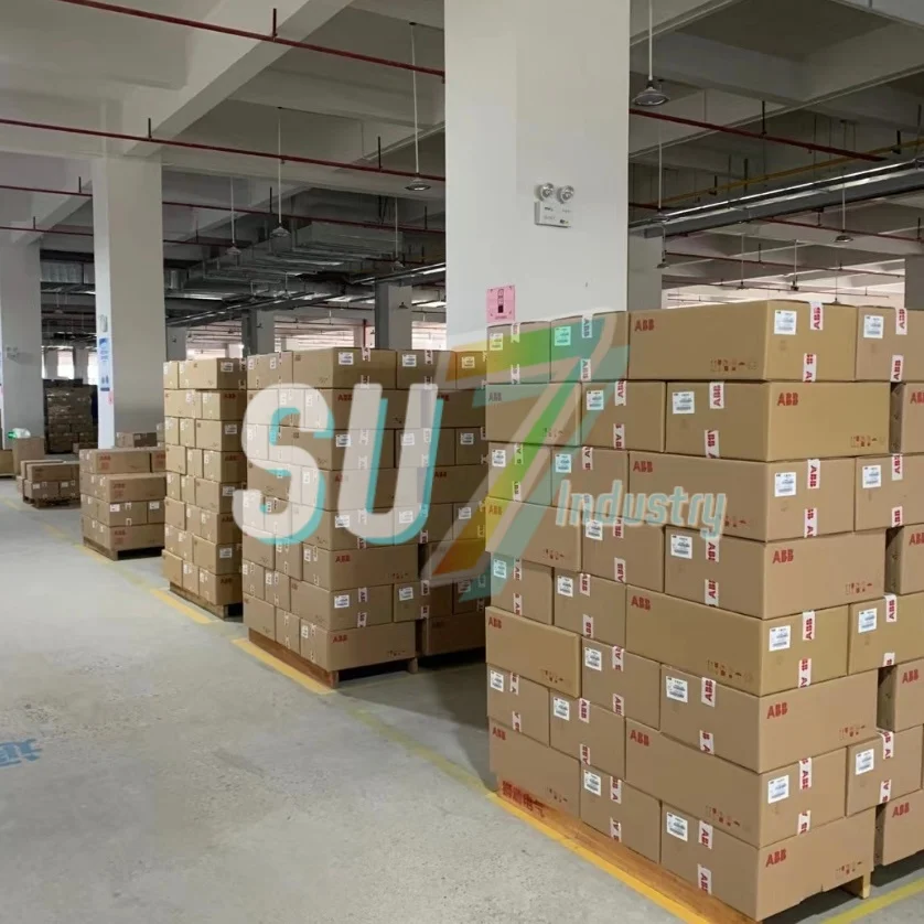 6ES7132-6HB01-0BA0 PLC Module  new in box