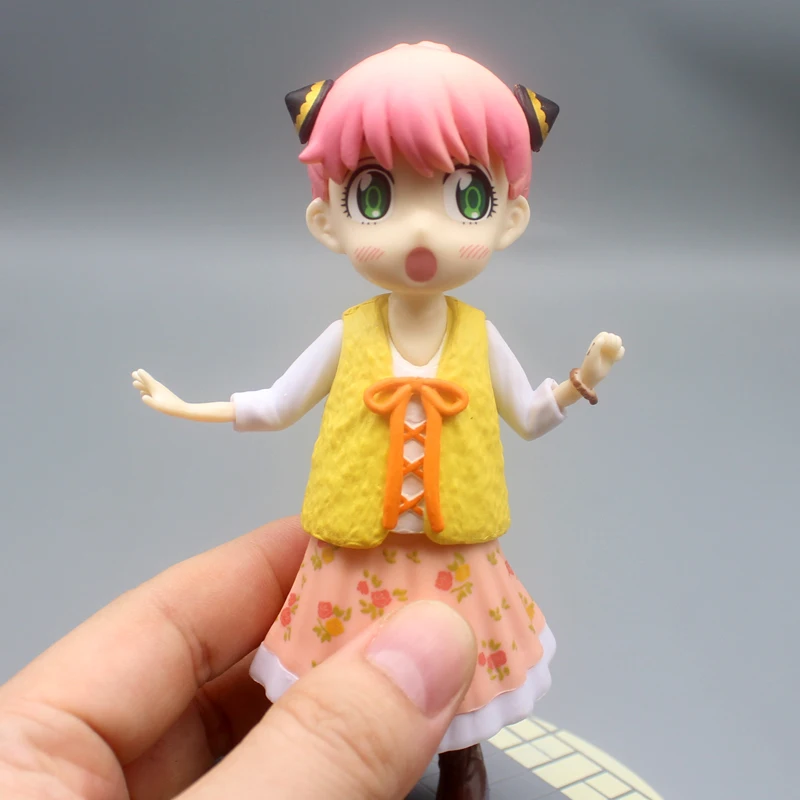 SpyxFamily Anime Figure, Anya Forger, Little Girl Standing Gk, Modèle en PVC, Ornements environnants, Collection Butter Toy Gifts, 15.5cm