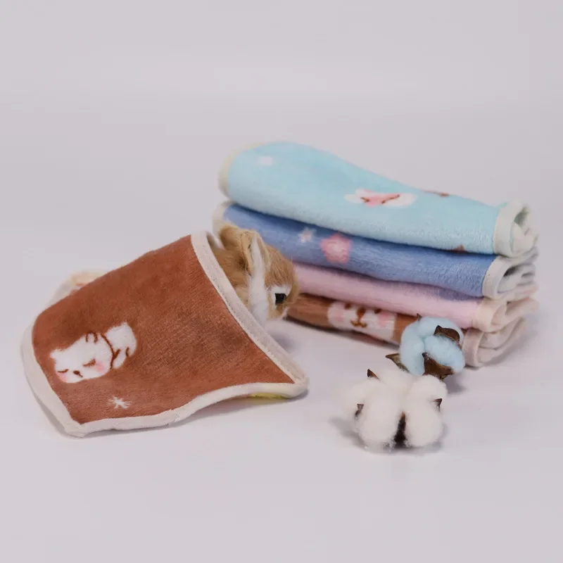 Soft Sleep Mat for Hamster Pet Pee Pad Puppy Kitten Blanket Bed Mat Guinea Pig Plush Bed Small Animal Mat for Rabbit Hamster