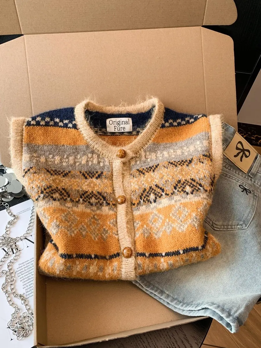 

Корейский ретро-жилет в стиле Fair Isle, вязаный, женский, зимний, для многослойных образов, высококачественный, без рукавов, свободный крой, теплый, с круглым вырезом
