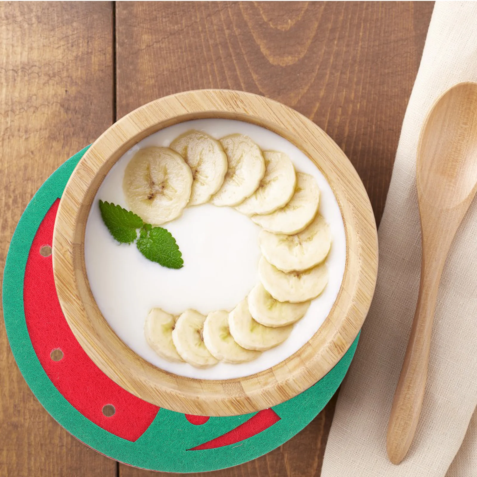 

20Pcs Christmas Tree Felt Coasters Functional Decorative Round Placemats for Coffee Mugs Tea Cups Holiday Gathering Table Setup