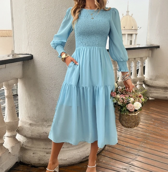 

Women's Solid Color Pleated Round Neck High Waisted Literary Temperament Elegant Bubble Sleeve Long Sleeved Dress