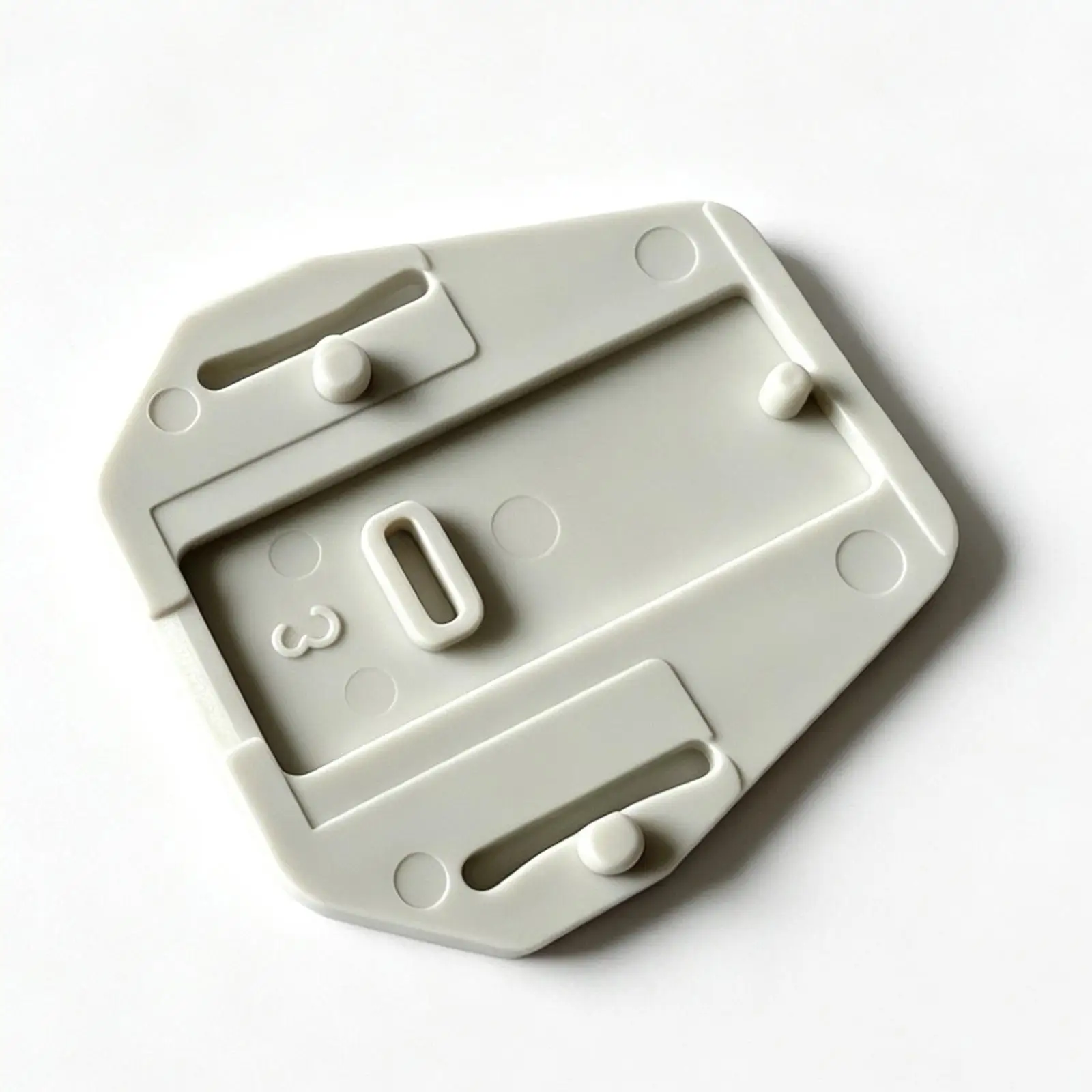 

Bobbin Cover Plate Accessories Reliable High Accuracy DIY Replacement Pin Plate Cover for 13520 1725 2250 Tradition 1130 1105