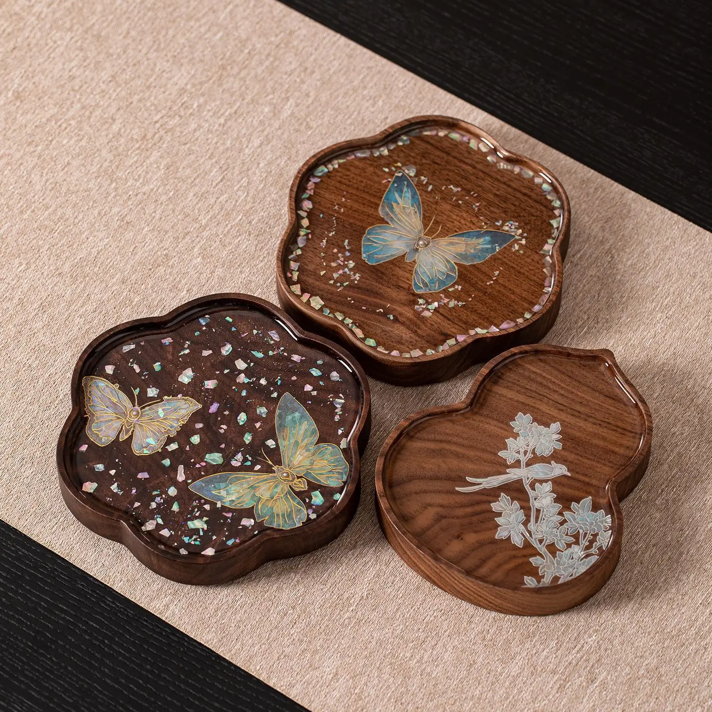 Walnut snail butterfly coaster, solid wood pot pad, heat insulation pad, tea tray base, teapot holder, dry brewing tray, teacup