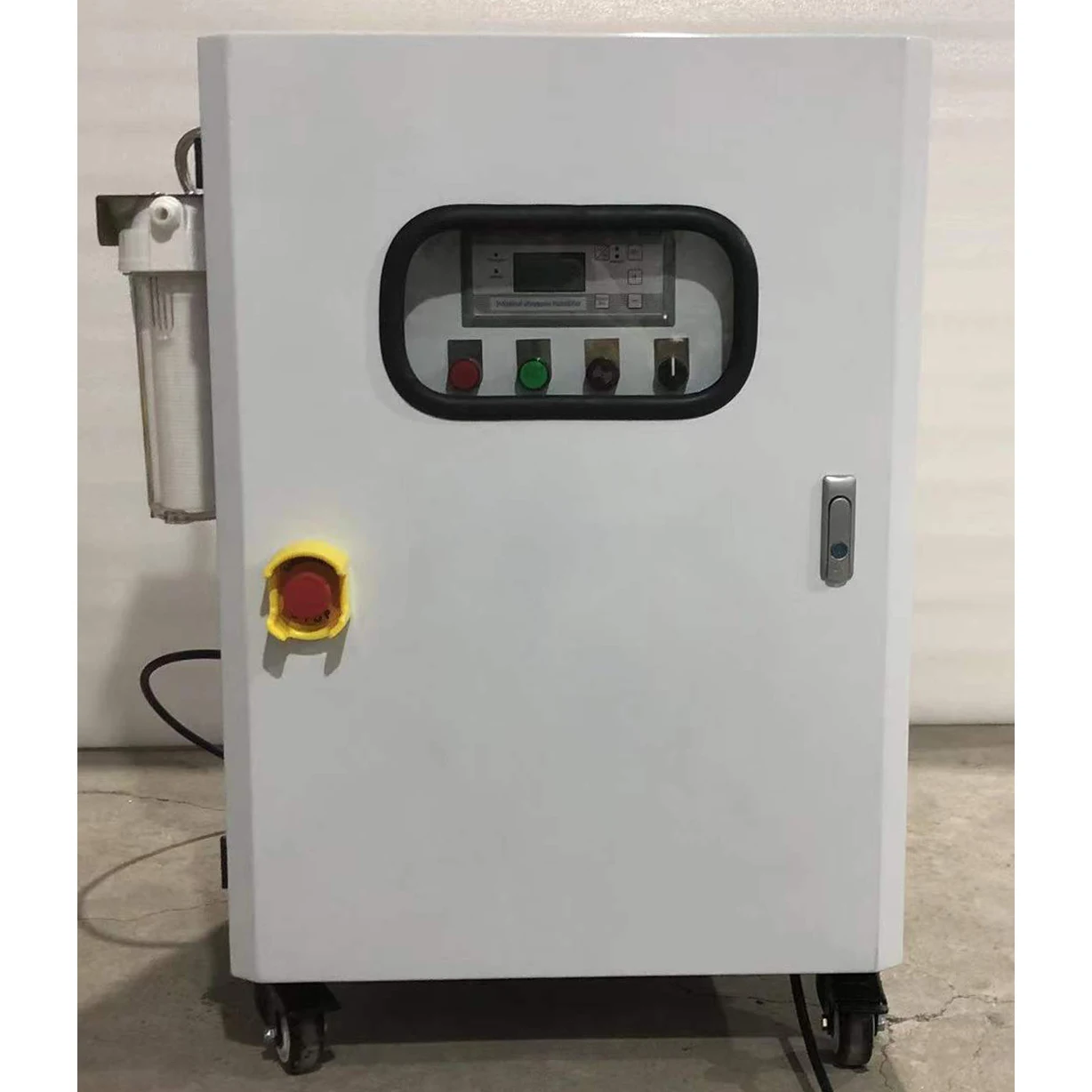 China Factory Fog Machine CLHP-8 Micro Fog Cooling System Outdoor Misting Disinfecting 8L/min Livestock Farm