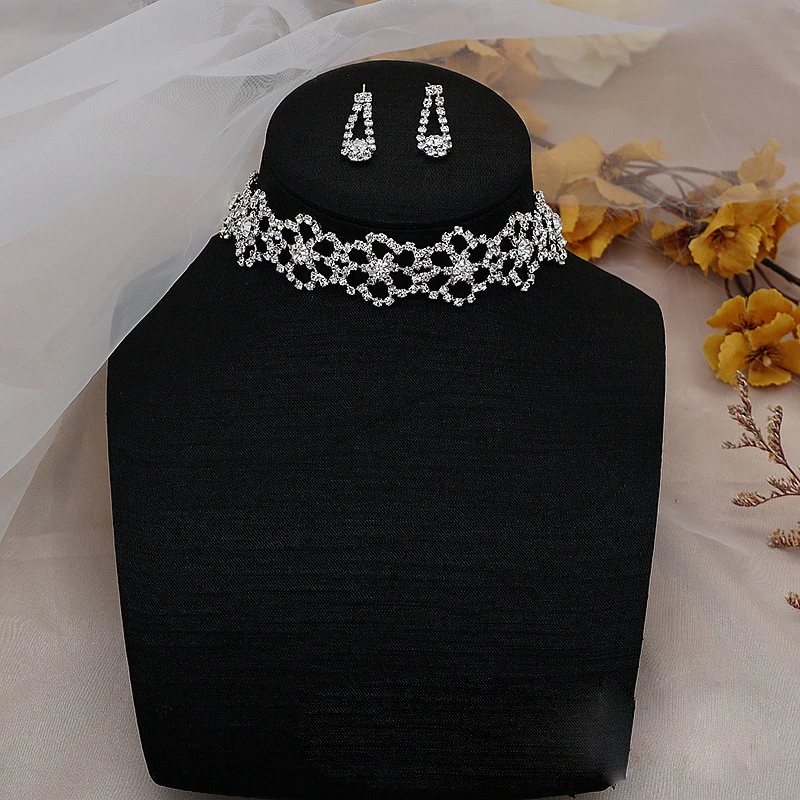 ZANLLOY Fashion Rhinestone Geometric Choker Necklace Earrings Ladies Party Bridal Crystal Wedding Jewelry Set