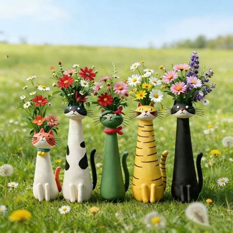 Popular product on independent e-commerce sitesHandmade quirky cat-shaped vaseHandmade Quirky Cat Vase