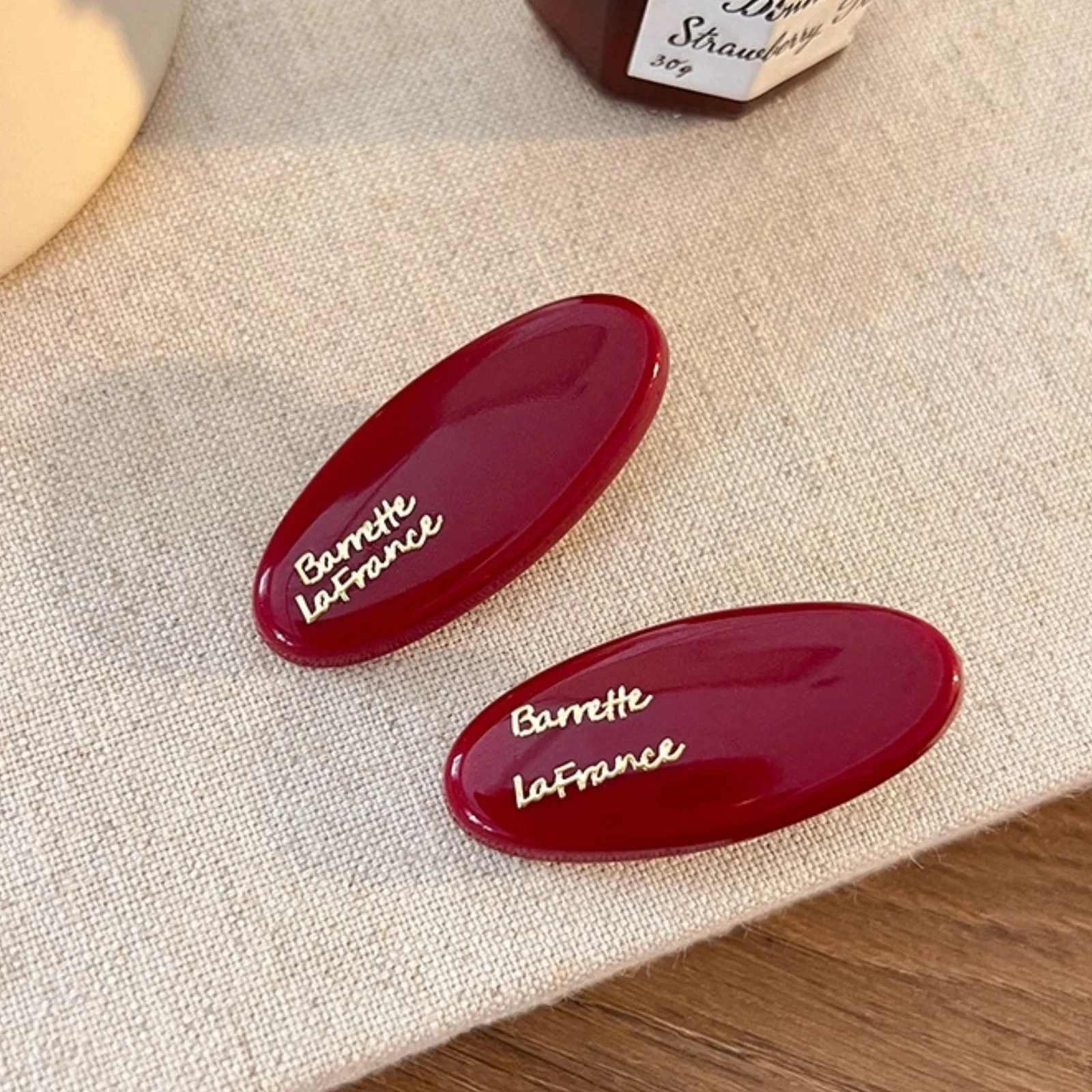 8-teiliges burgunderfarbenes Neujahrs-Haarspangen-Set, glänzende Buchstaben-Haarspangen, festliche rote Haar-Accessoires, elegantes CNY Daily Hair – Detail 10