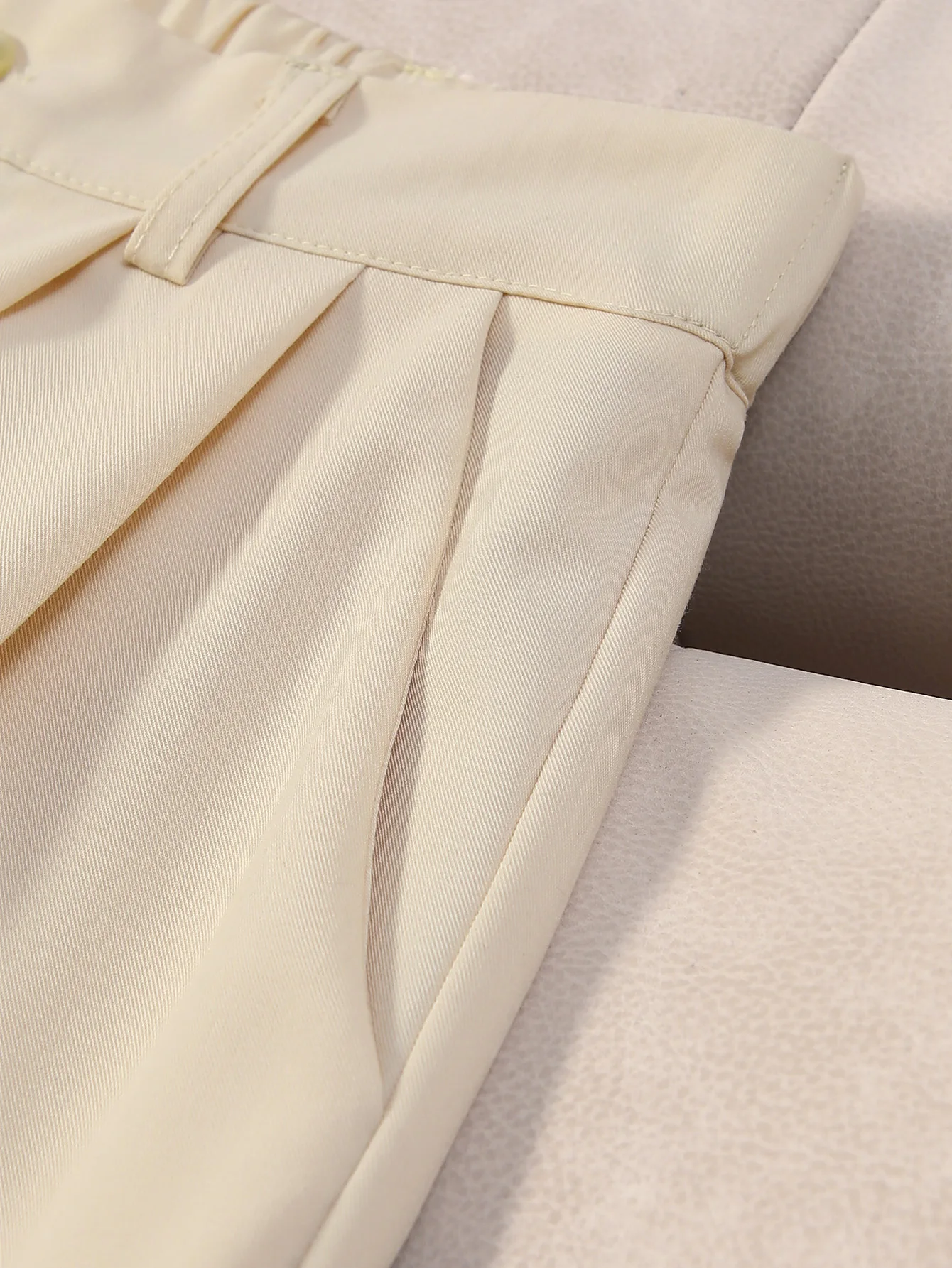 Elegant Casual Solid Color Women's Suit Shorts, Button Zipper Elastic Waist Loose Shorts