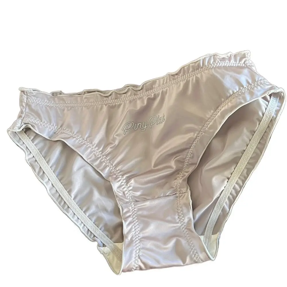 

Breathable Crystal Letter Ruffle Satin Panties Seamless Ice Silk Rhinestone Briefs Thin Solid Color Women's Underpants Daily