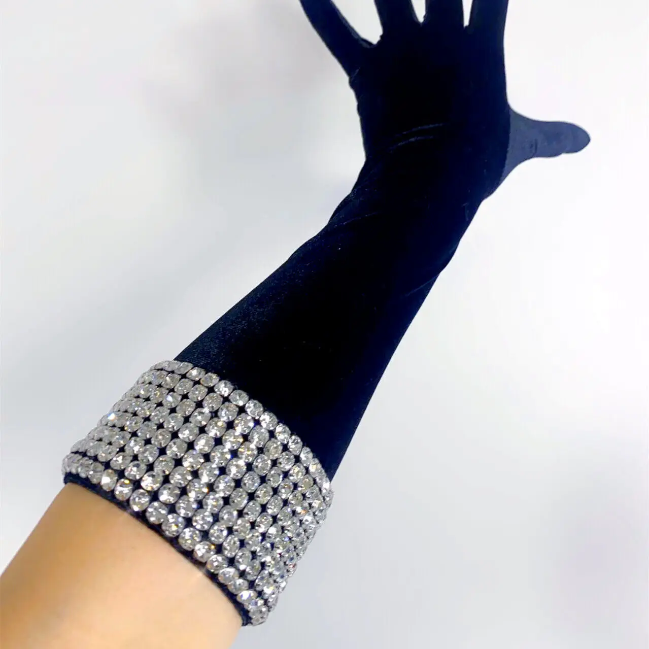 Black VELVET GLOVES 40cm Long Sparkle White Crystal Chain Stretch Fashion Stage Performances Evening Party Dancing Opera Glove