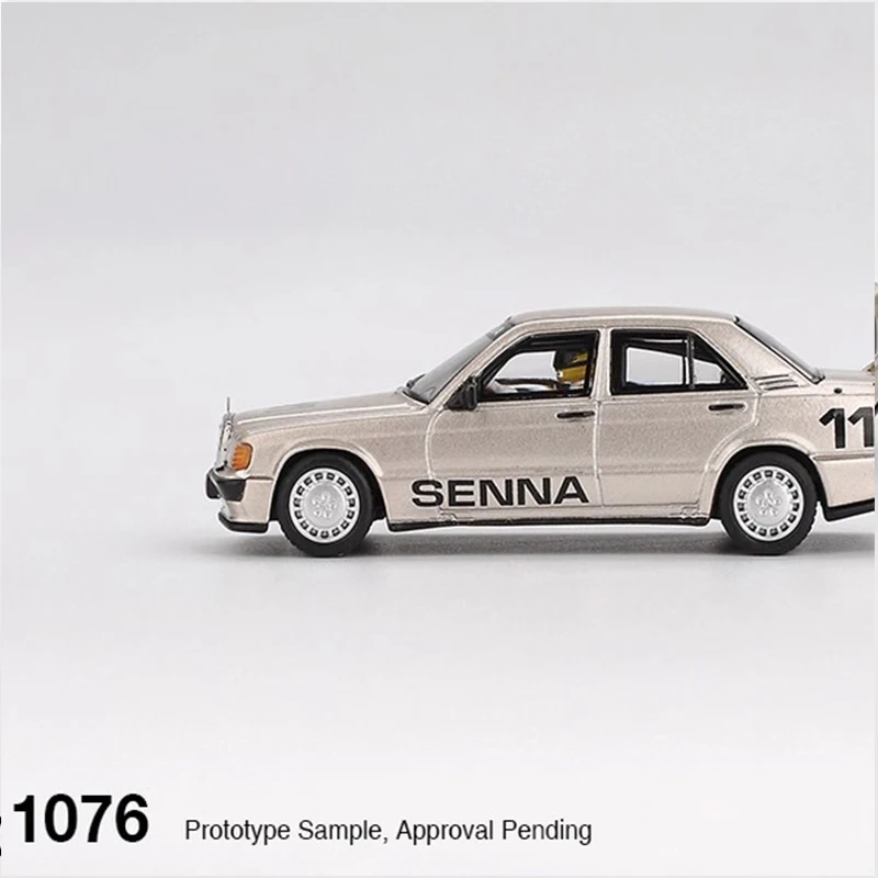MINIGT 1/64 مرسيدس بنز 190E 2.3-16 11 سينا سبيكة سيارة نموذج سطح المكتب ثابت محاكاة عرض سيارات نموذج الصبي جمع الهدايا