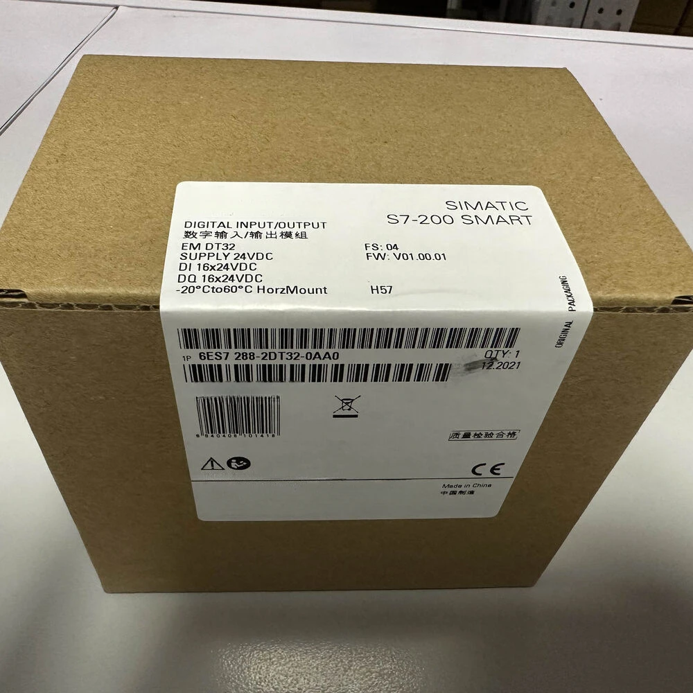 New Original 6ES7288-2DT32-0AA0 6ES7 288-2DT32-0AA0 SIMATIC S7-200 SMART PLC Controller